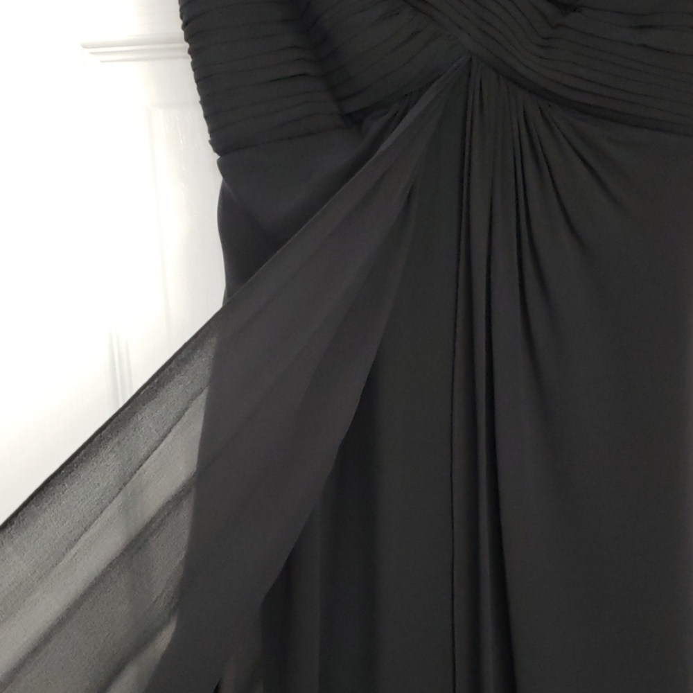 Formal Gown - Picture 4 of 7